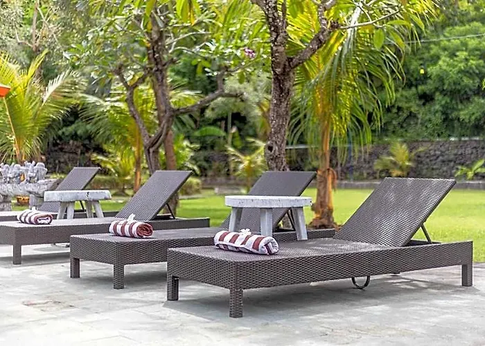 Relaxing Deluxe Double Garden View In Penida * Batununggul