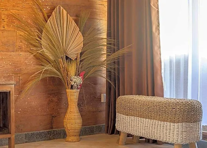Relaxing Deluxe Double Garden View In Penida Batununggul